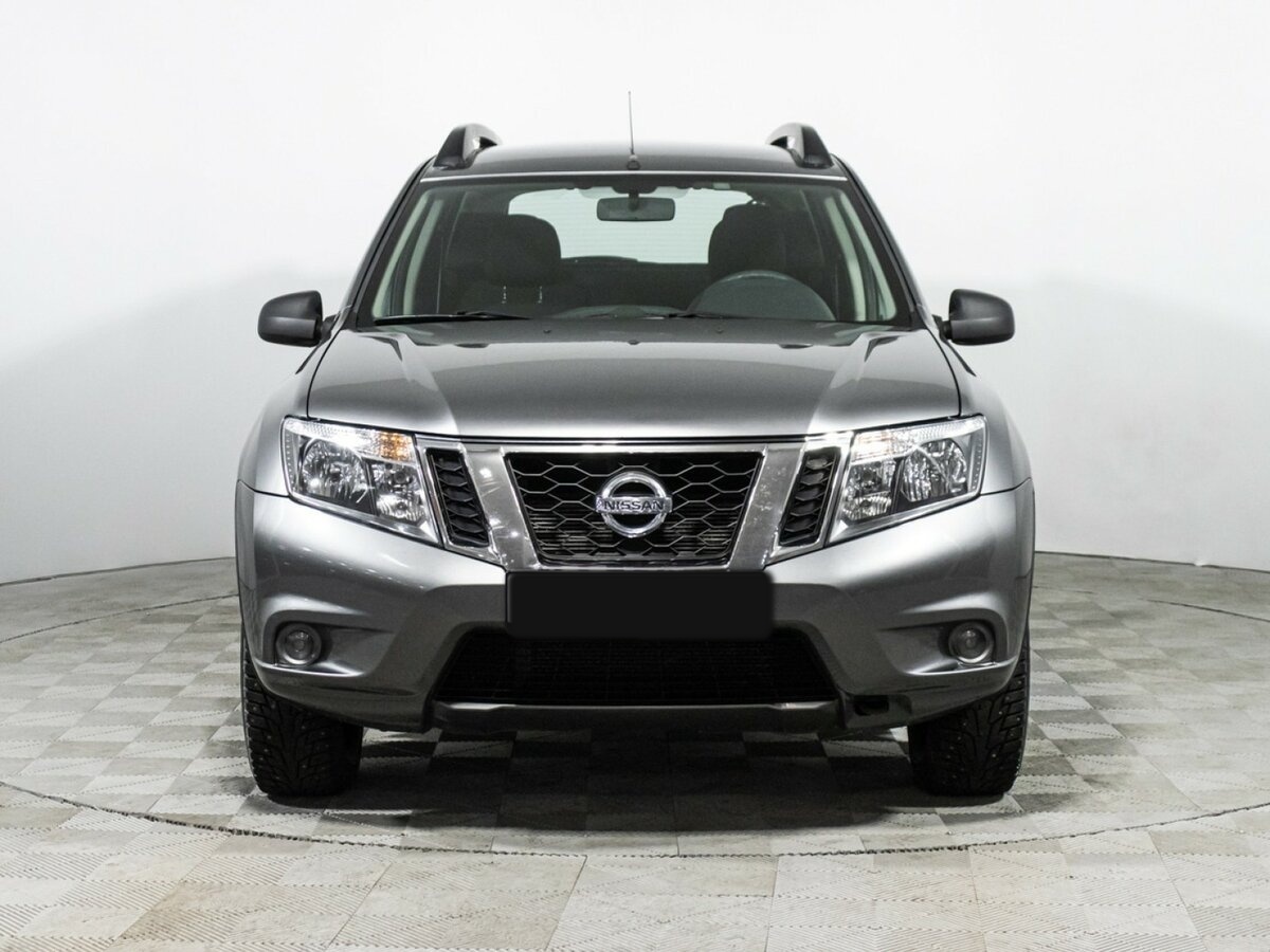 Nissan Terrano с пробегом — 2014 год. Фото: #1
