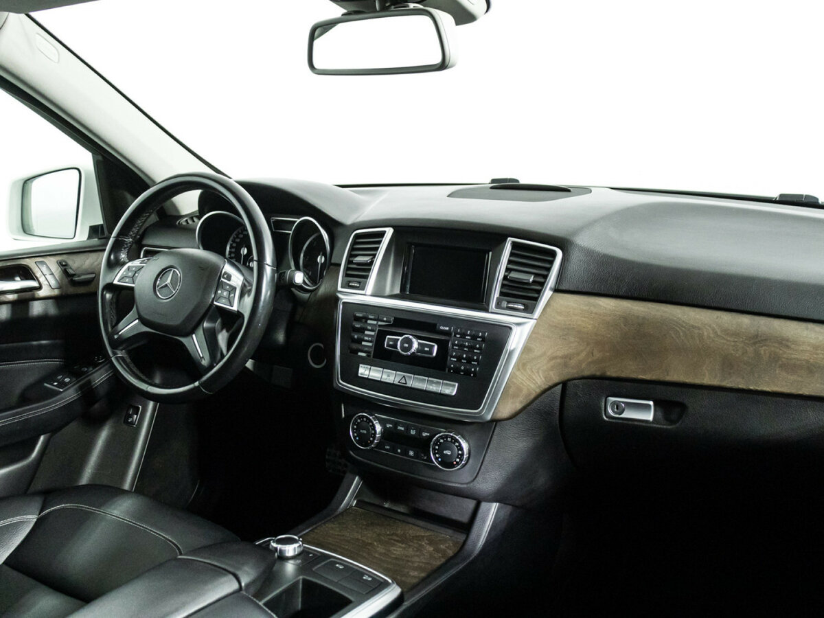 Mercedes-Benz M-Класс с пробегом — 2014 год. Фото: #6