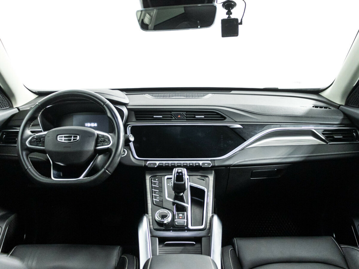 Geely Atlas Pro с пробегом — 2023 год. Фото: #12