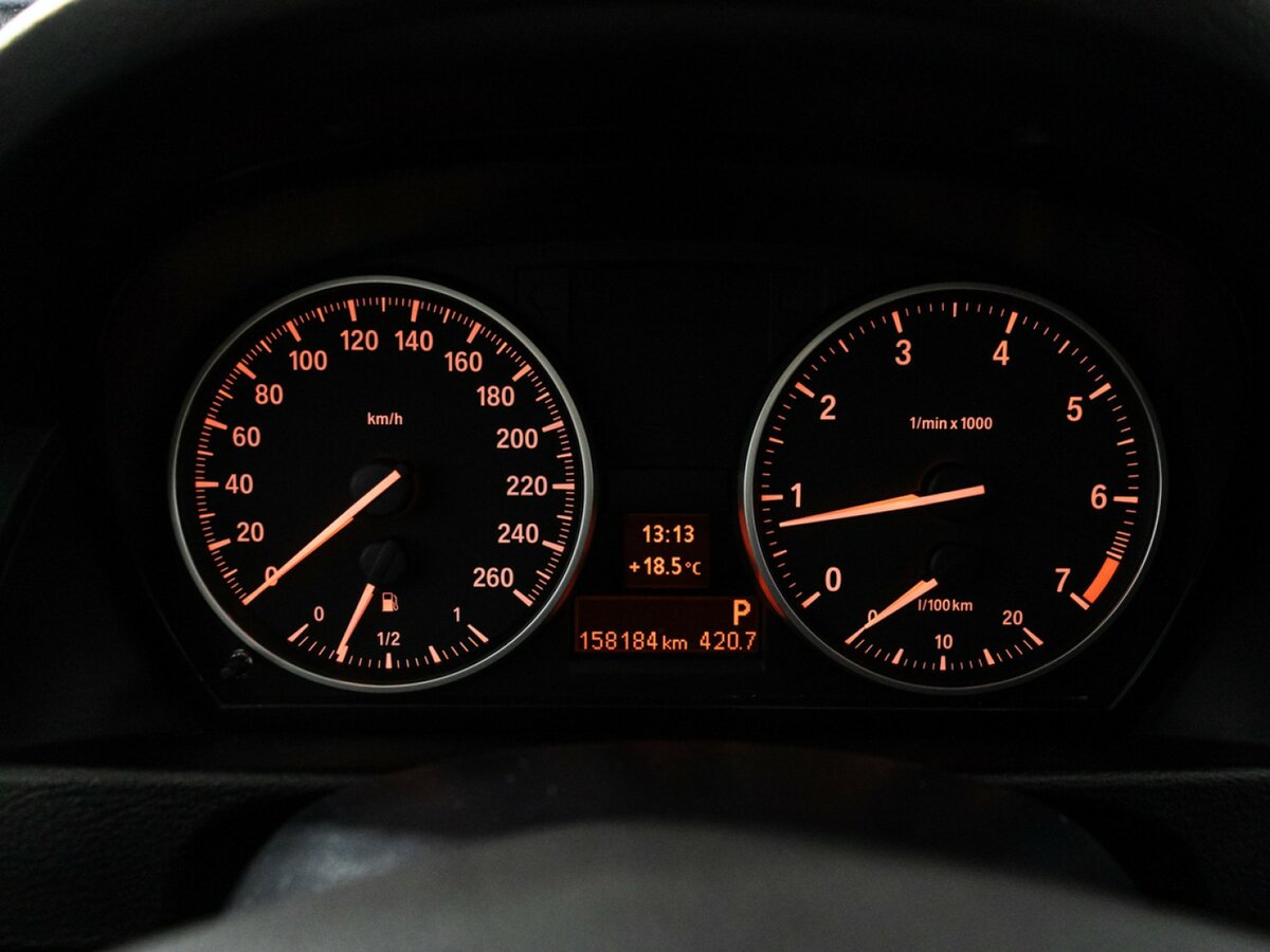 BMW X1 с пробегом — 2013 год. Фото: #10