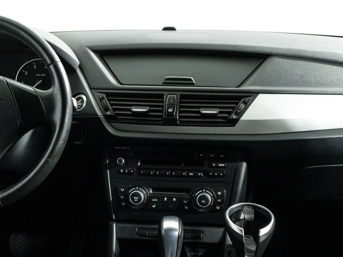 BMW X1 с пробегом — 2013 год. Фото: #12