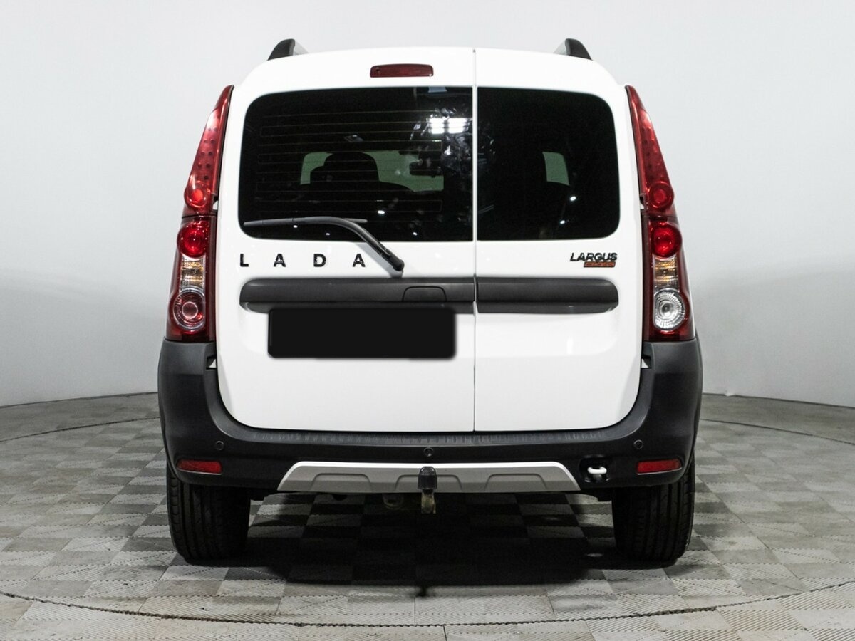 Lada (ВАЗ) Largus с пробегом — 2021 год. Фото: #5