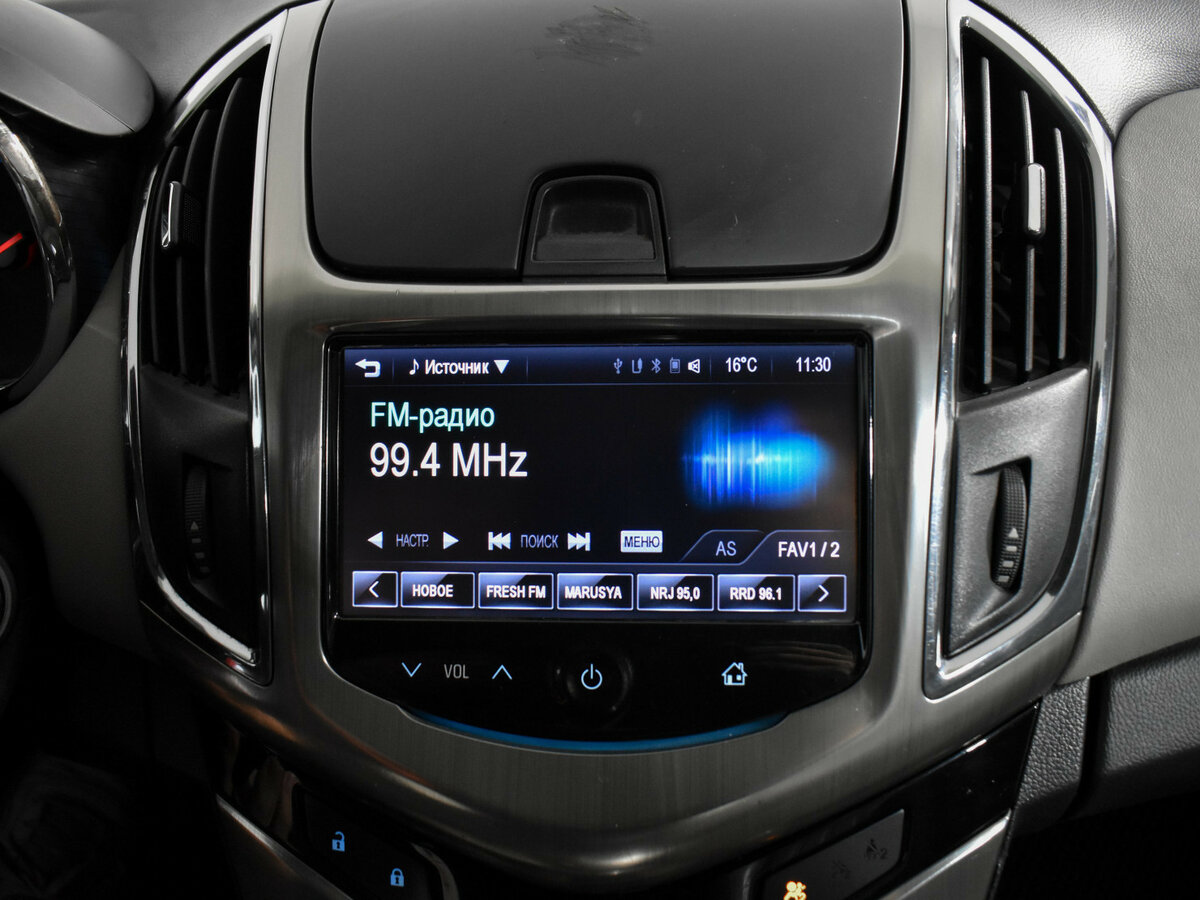 Chevrolet Cruze с пробегом — 2013 год. Фото: #11