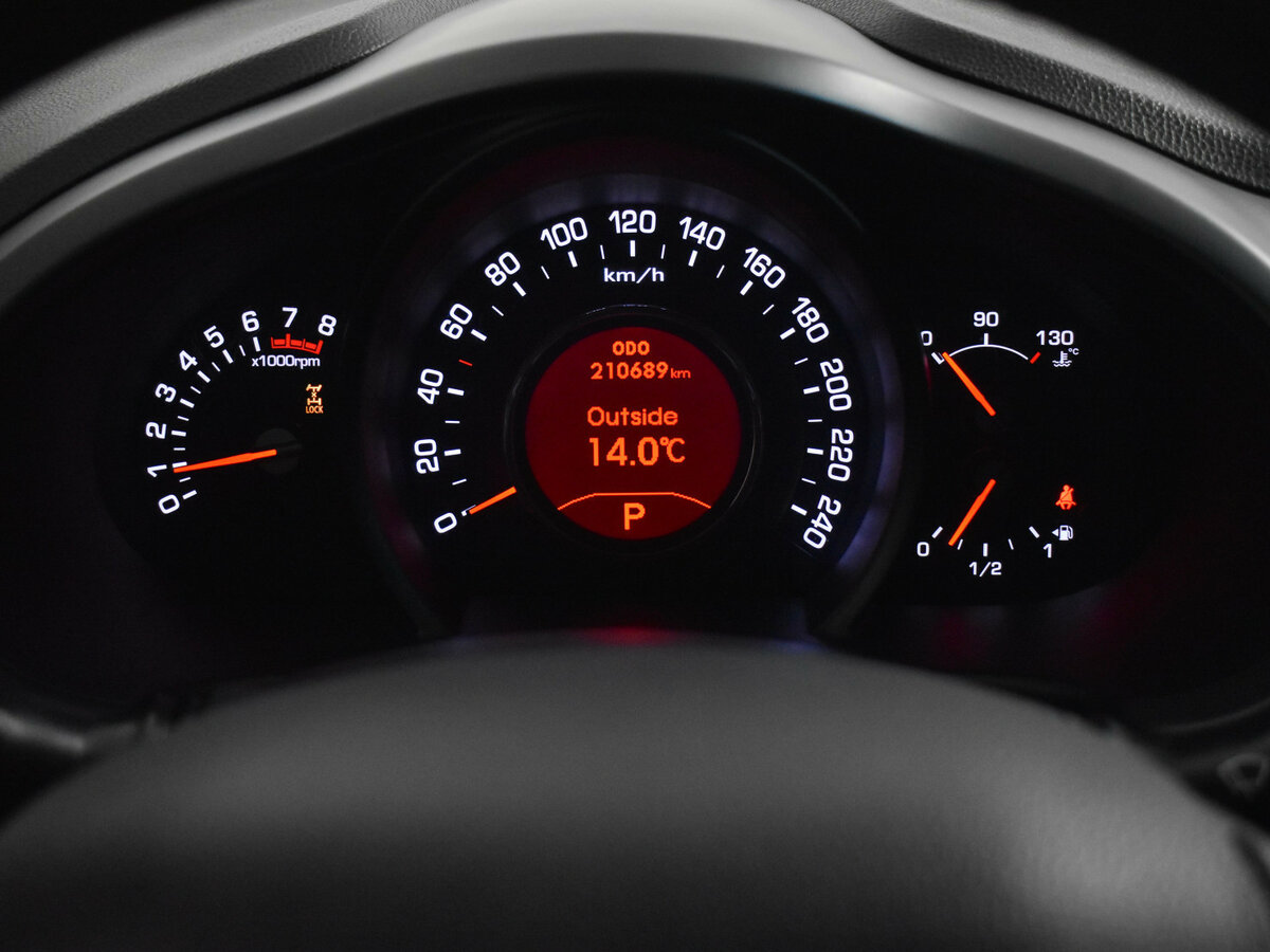 Kia Sportage с пробегом — 2012 год. Фото: #15