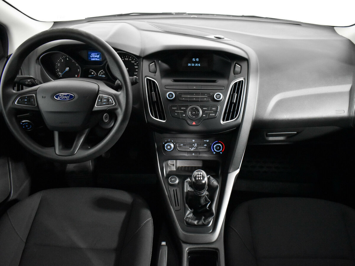 Ford Focus с пробегом — 2016 год. Фото: #12