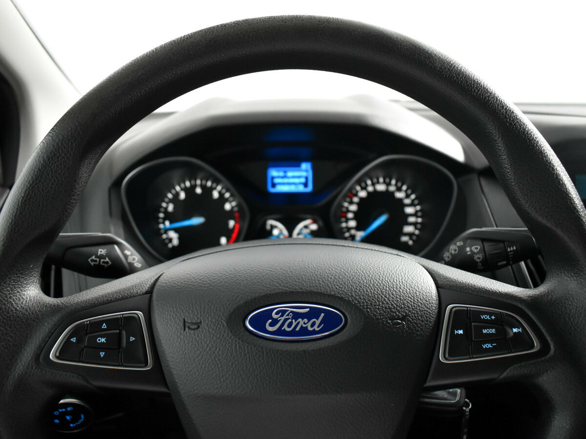 Ford Focus с пробегом — 2016 год. Фото: #16