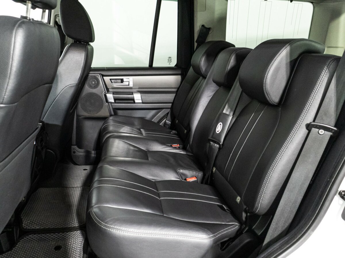 Land Rover Discovery с пробегом — 2014 год. Фото: #9