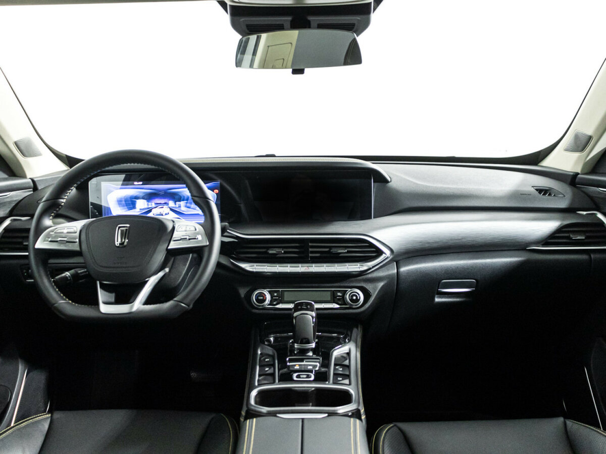 FAW Bestune T77 с пробегом — 2024 год. Фото: #12