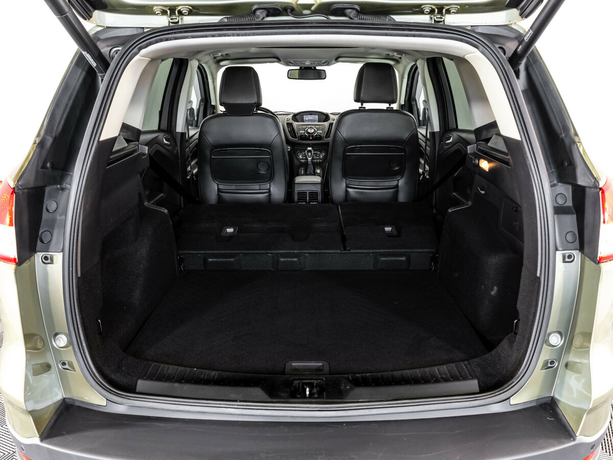 Ford Kuga с пробегом — 2013 год. Фото: #22