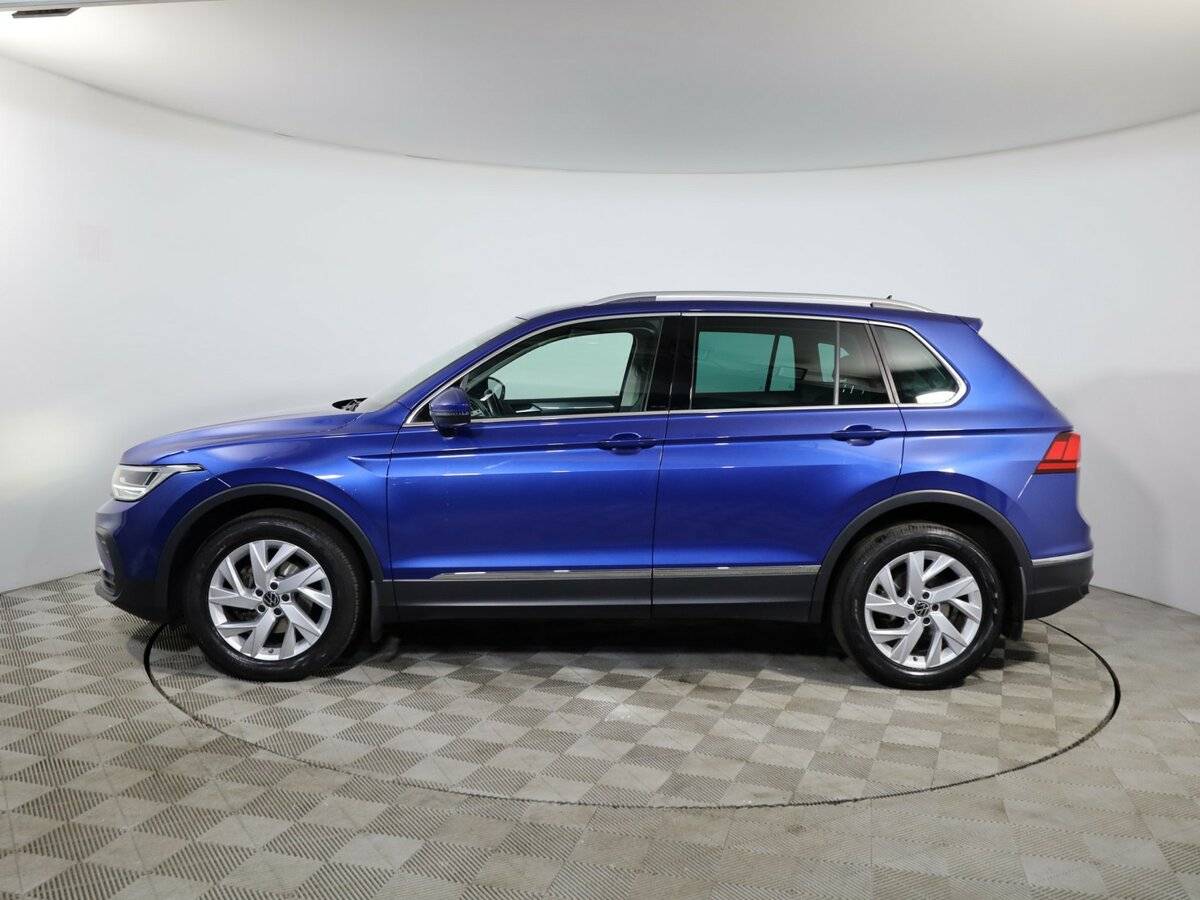 Volkswagen Tiguan с пробегом — 2021 год. Фото: #7