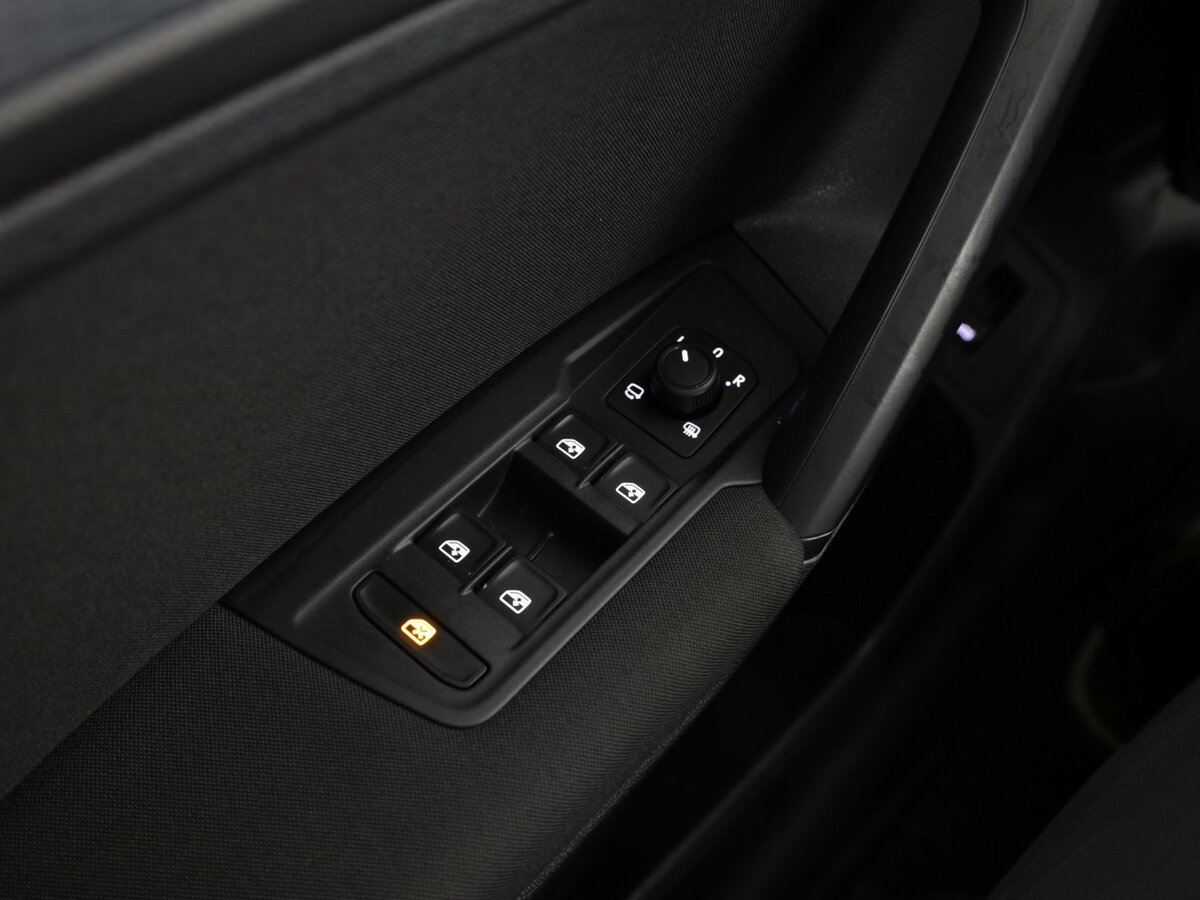 Volkswagen Tiguan с пробегом — 2021 год. Фото: #26