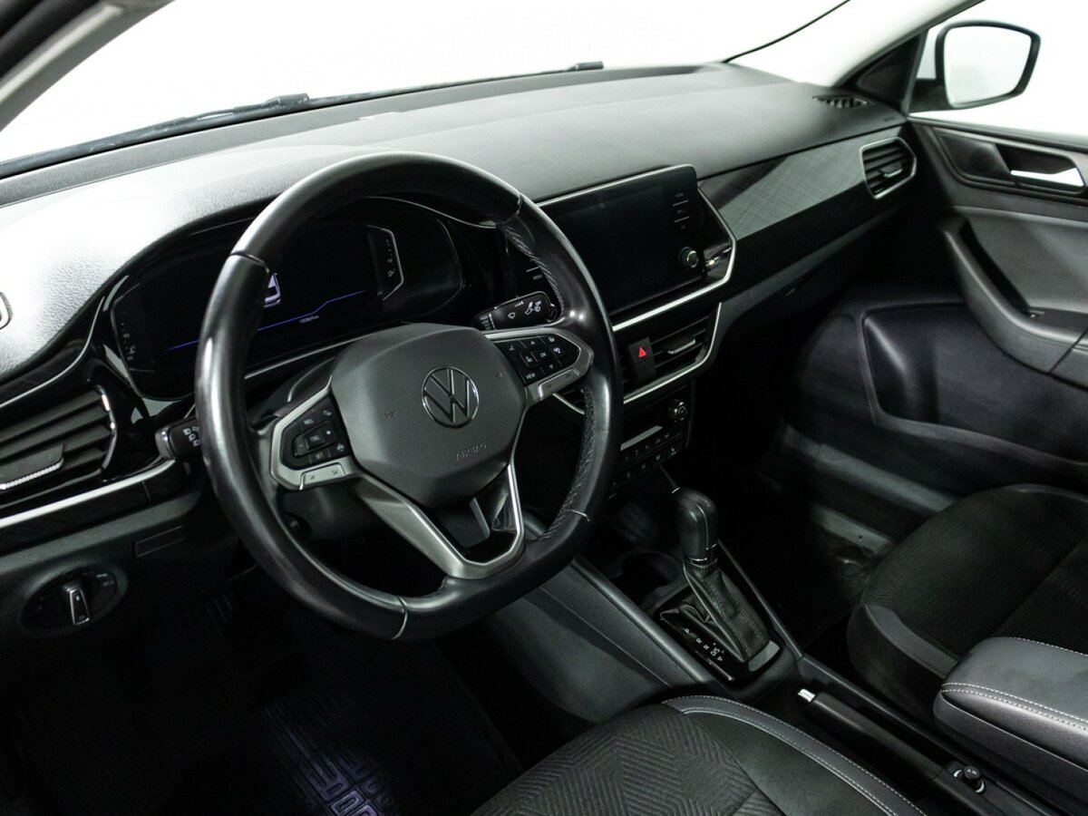 Volkswagen Polo с пробегом — 2020 год. Фото: #10