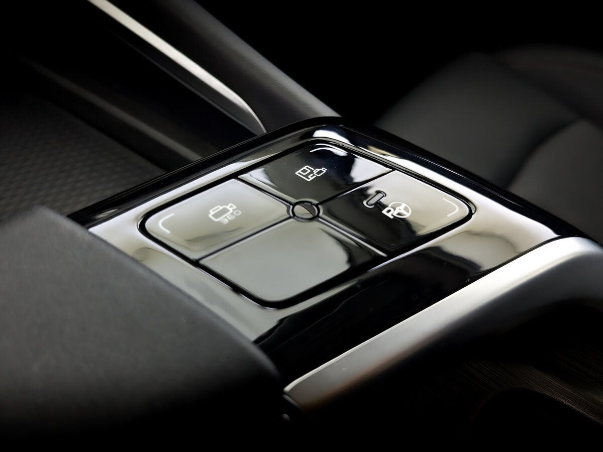 Changan UNI-T с пробегом — 2024 год. Фото: #28