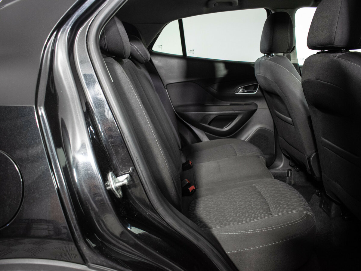 Opel Mokka с пробегом — 2014 год. Фото: #9