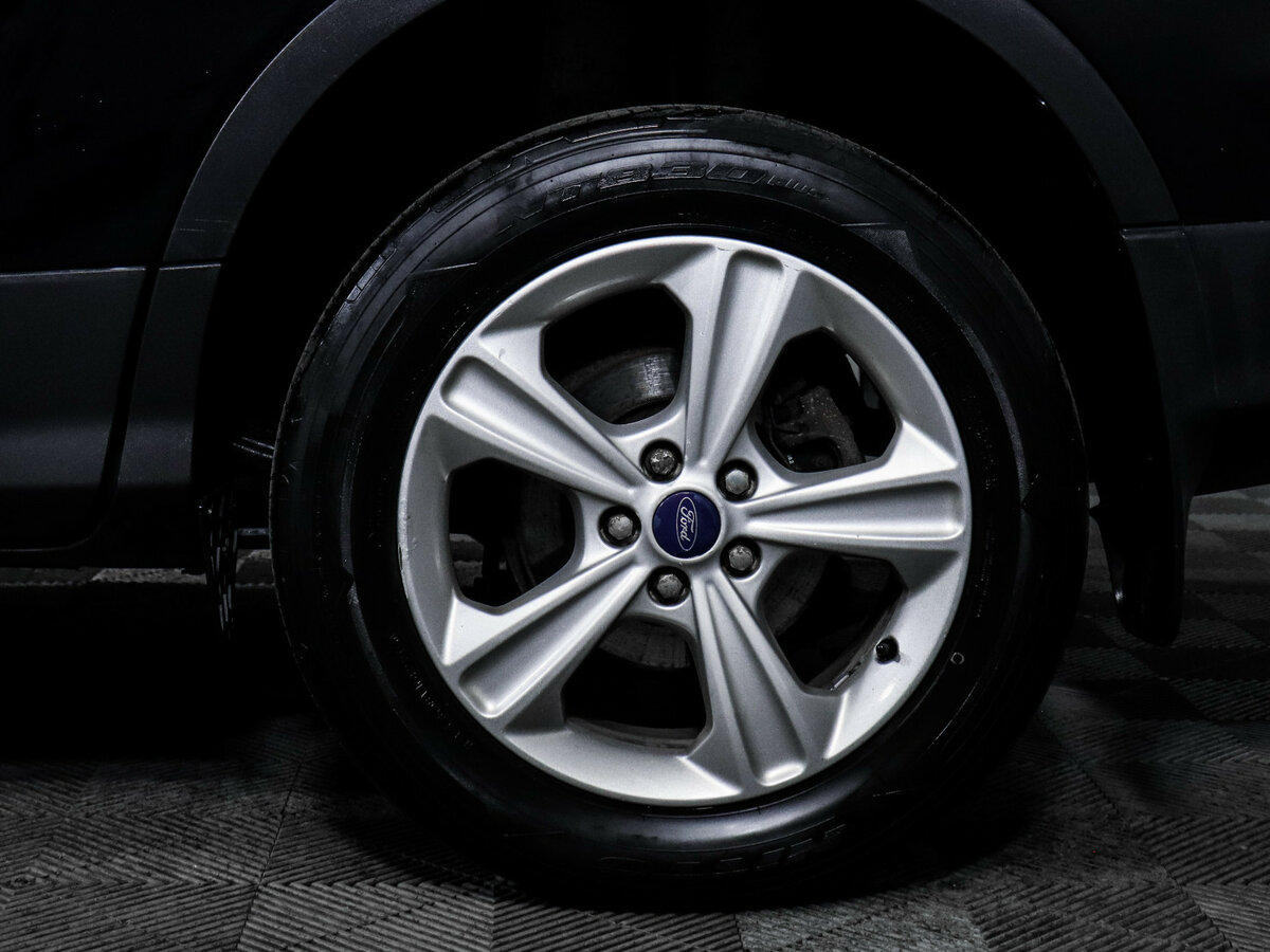 Ford Kuga с пробегом — 2014 год. Фото: #11