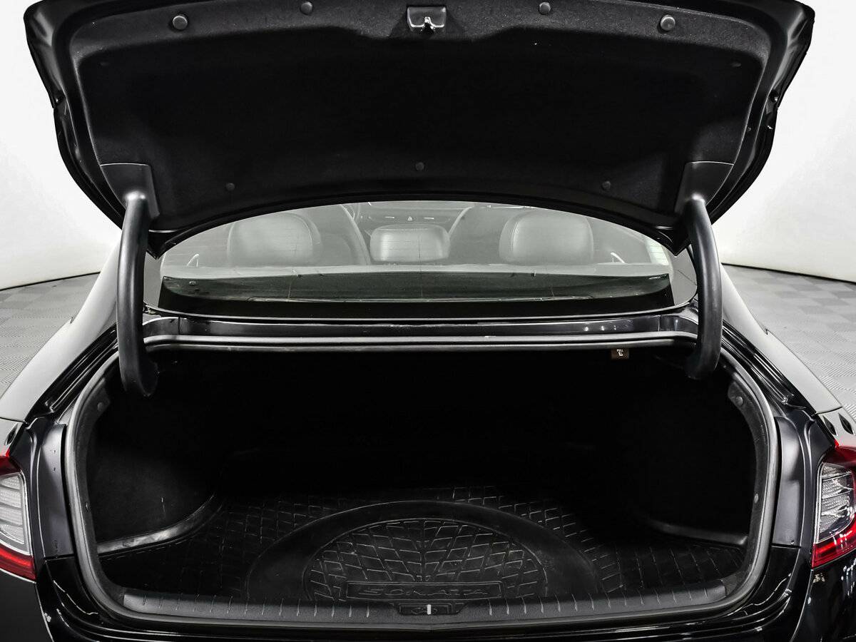 Hyundai Sonata с пробегом — 2021 год. Фото: #10