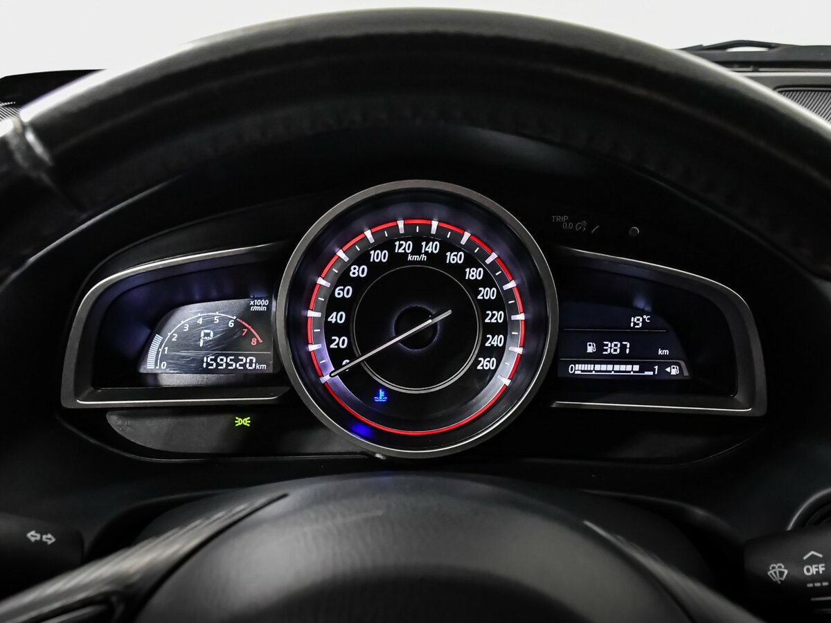 Mazda 3 с пробегом — 2014 год. Фото: #7