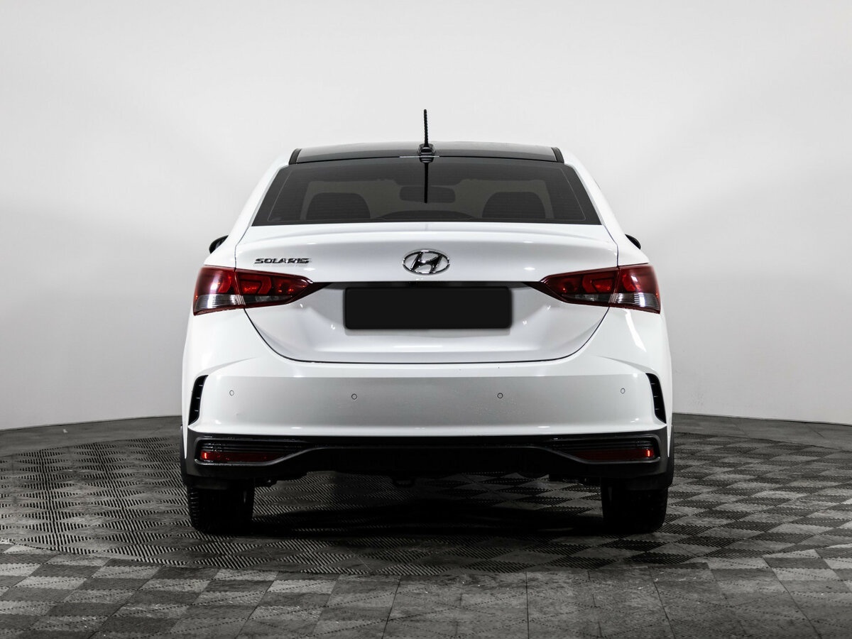 Hyundai Solaris с пробегом — 2021 год. Фото: #4