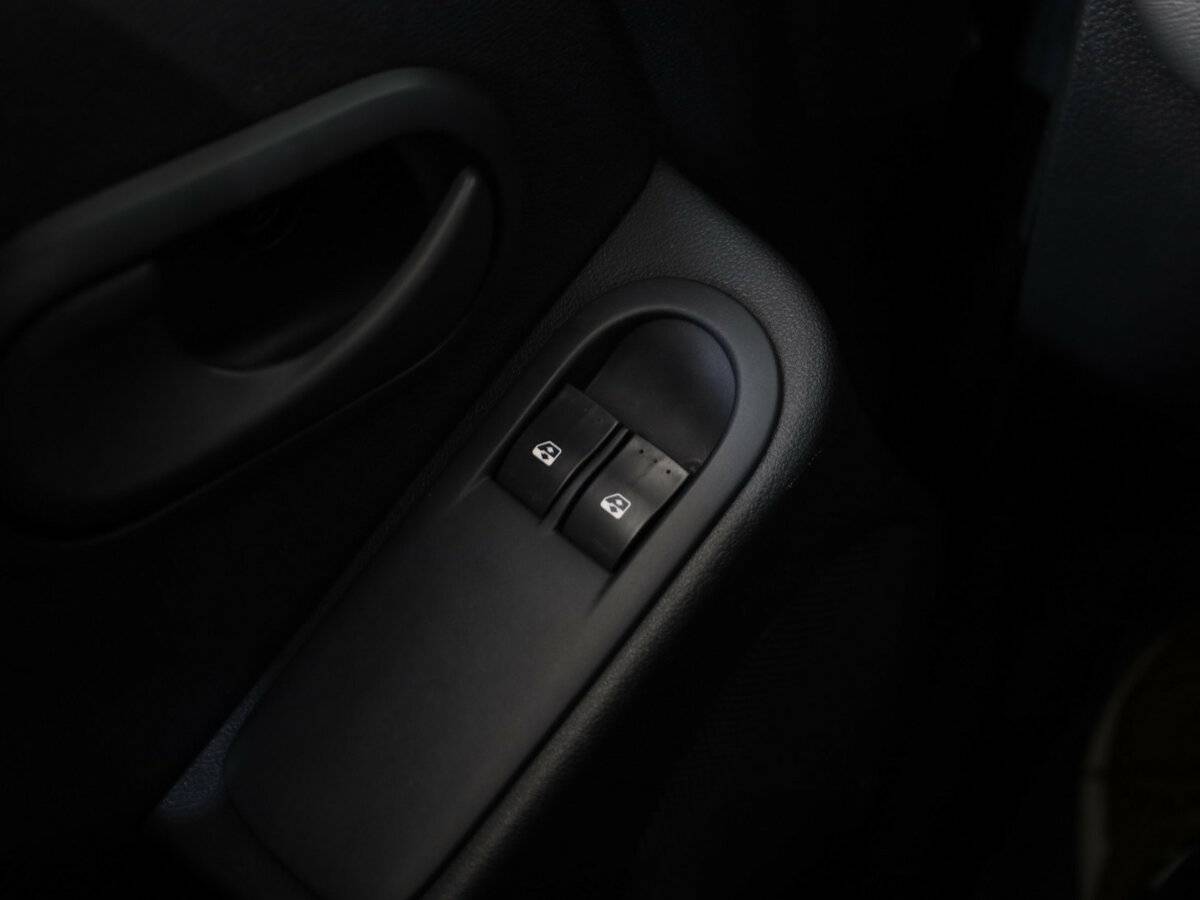 Renault Duster с пробегом — 2014 год. Фото: #22