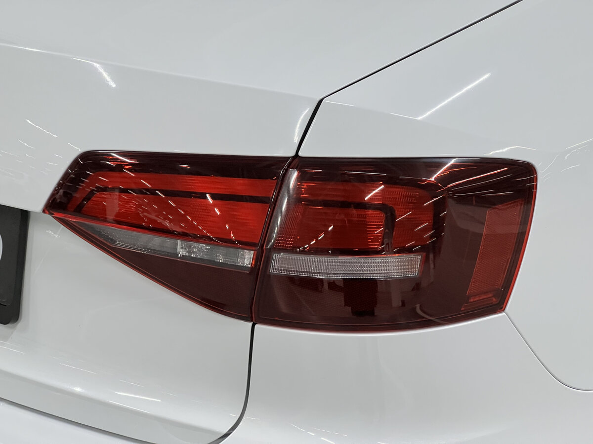 Volkswagen Jetta с пробегом — 2016 год. Фото: #8