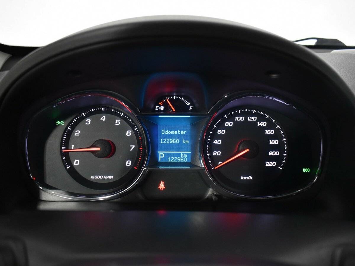 Chevrolet Captiva с пробегом — 2013 год. Фото: #10