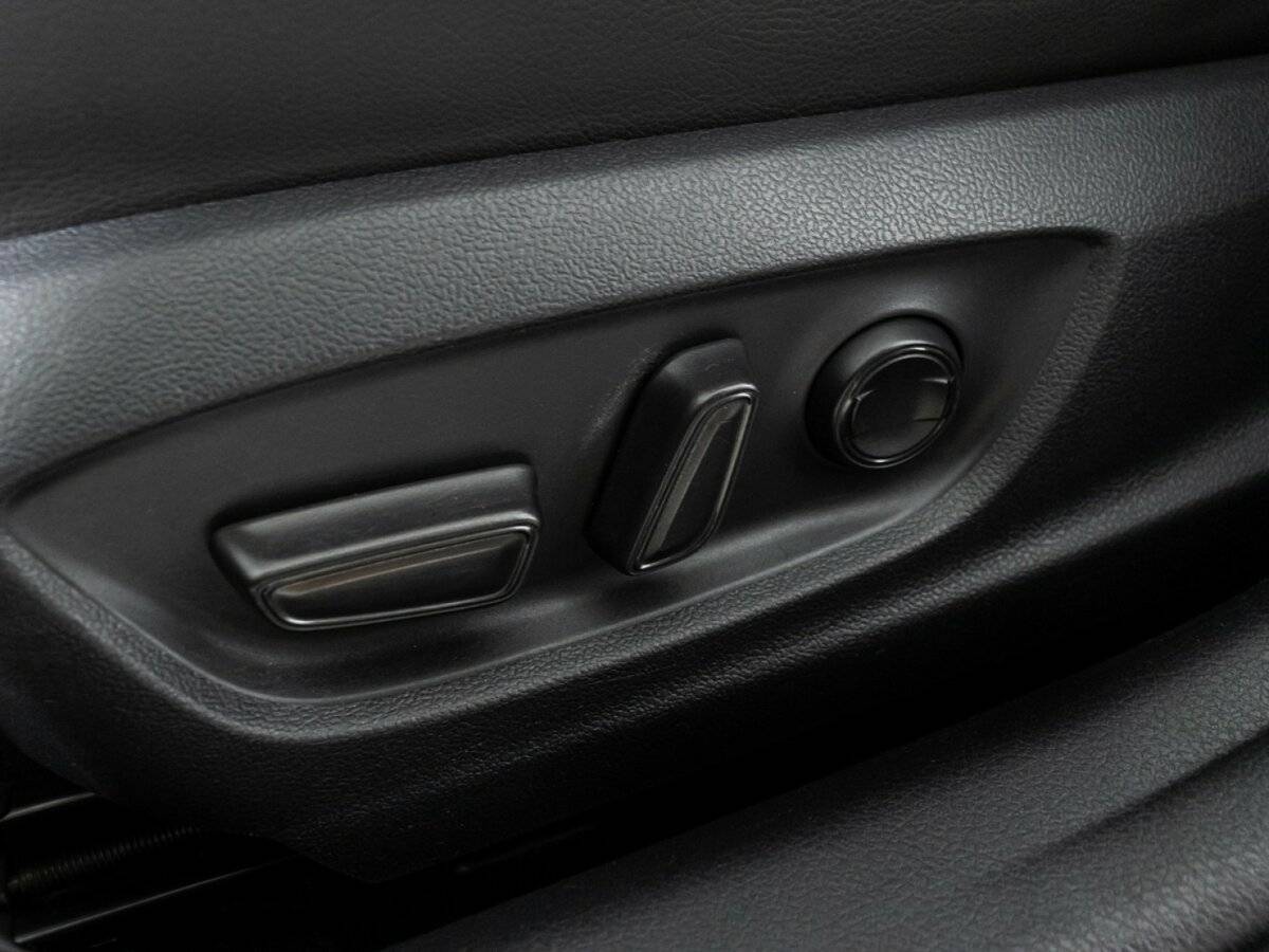 Toyota Camry с пробегом — 2021 год. Фото: #15