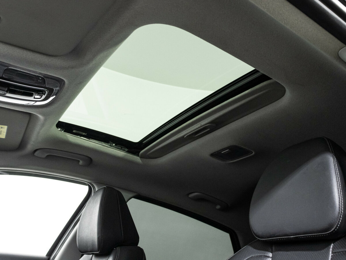 Hyundai Elantra с пробегом — 2023 год. Фото: #17