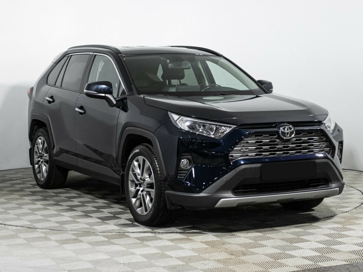 Toyota RAV4 с пробегом — 2019 год. Фото: #2