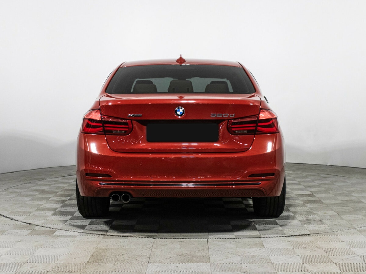 BMW 3 серии с пробегом — 2016 год. Фото: #5