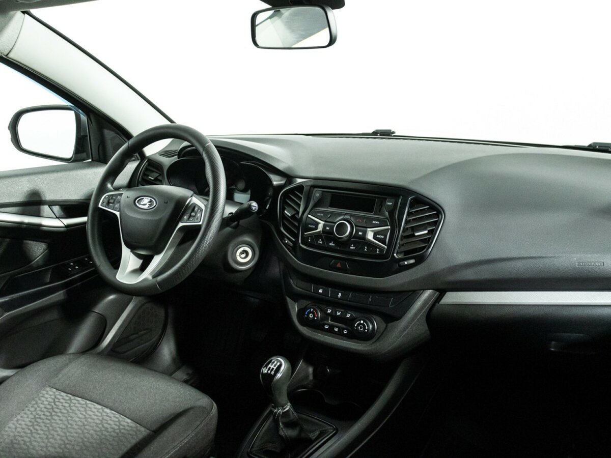 Lada (ВАЗ) Vesta с пробегом — 2020 год. Фото: #8