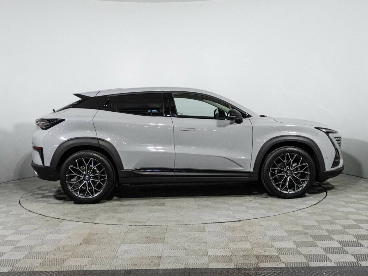 Changan UNI-T с пробегом — 2024 год. Фото: #3