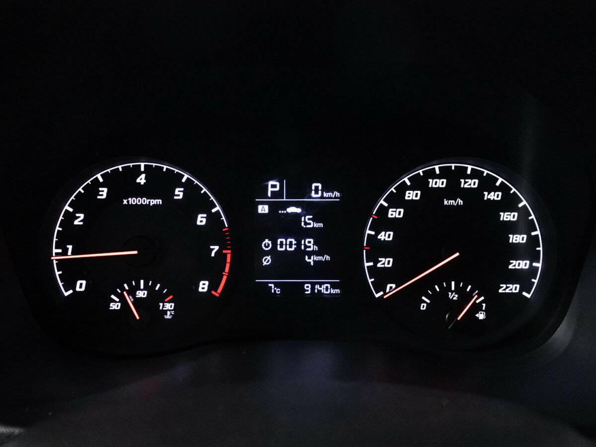 Hyundai Solaris с пробегом — 2022 год. Фото: #9