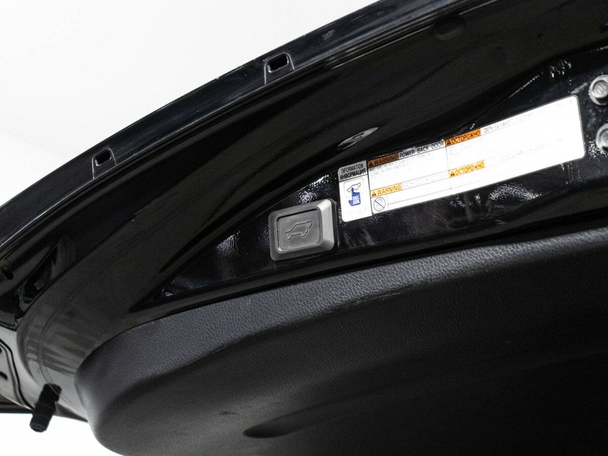 Toyota RAV4 с пробегом — 2016 год. Фото: #23