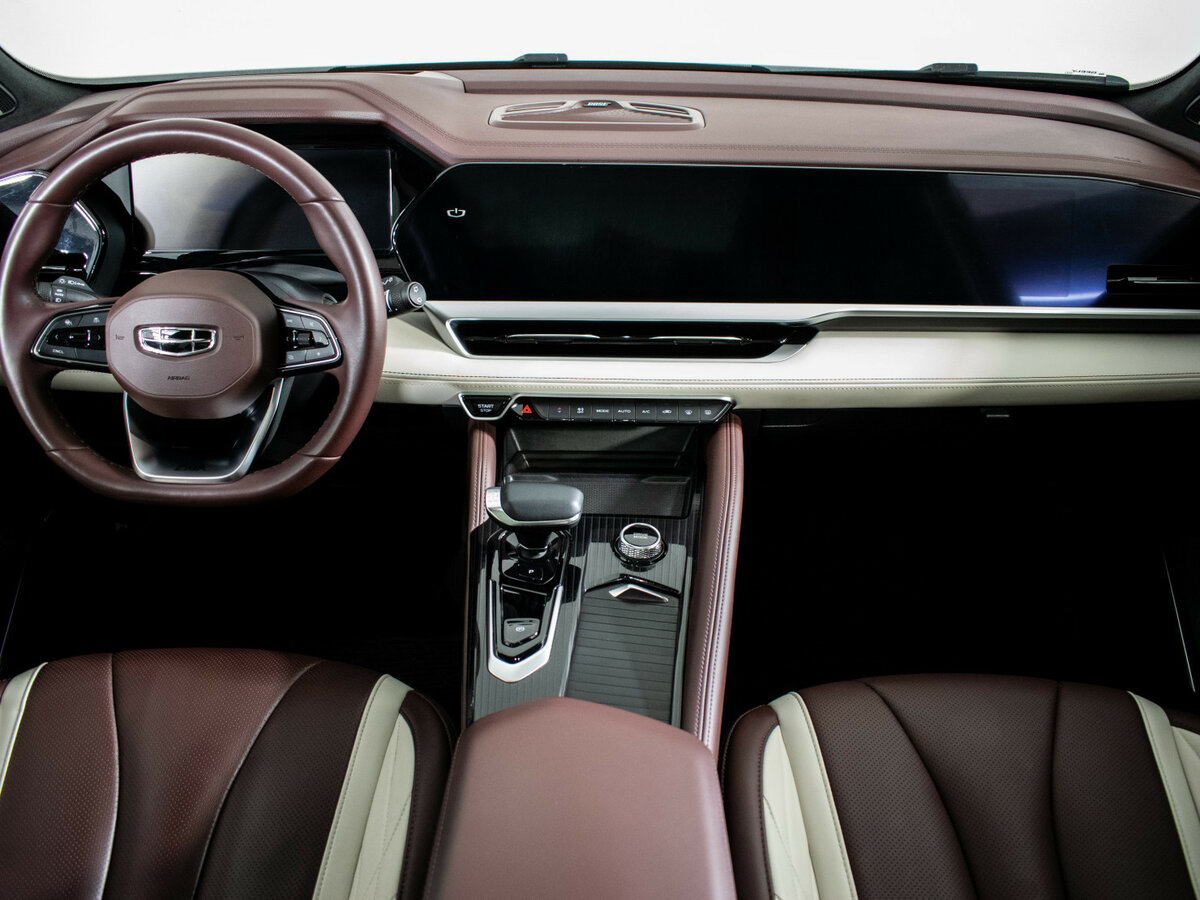 Geely Monjaro с пробегом — 2023 год. Фото: #12