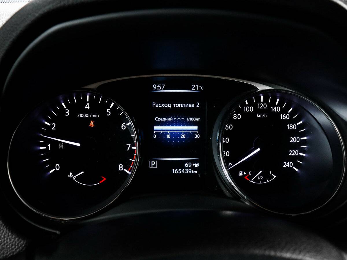 Nissan X-Trail с пробегом — 2015 год. Фото: #10