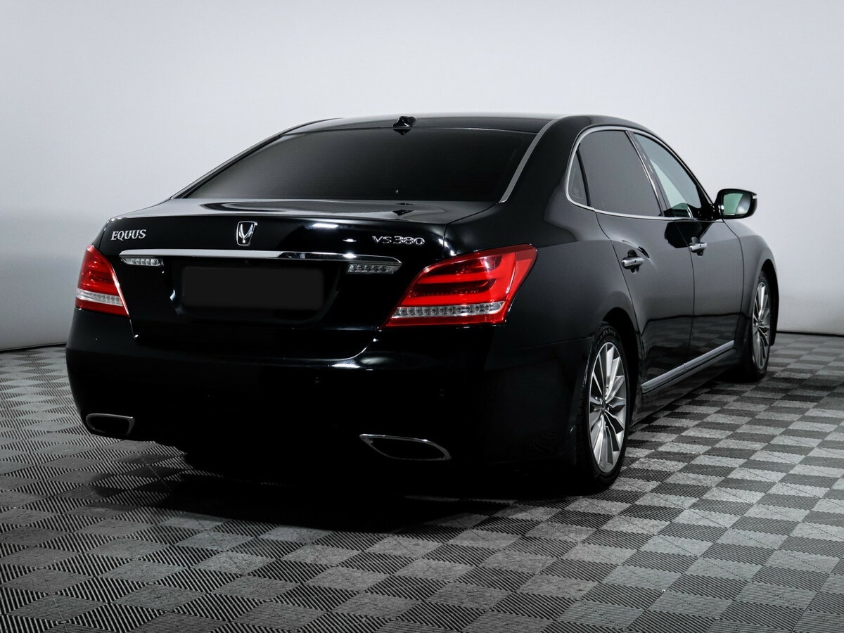 Hyundai Equus с пробегом — 2013 год. Фото: #4