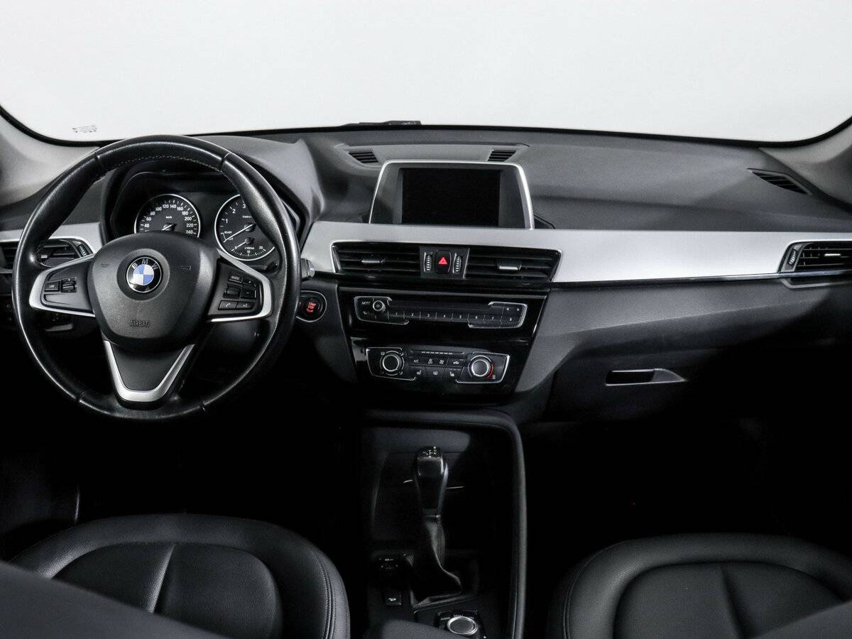BMW X1 с пробегом — 2016 год. Фото: #11