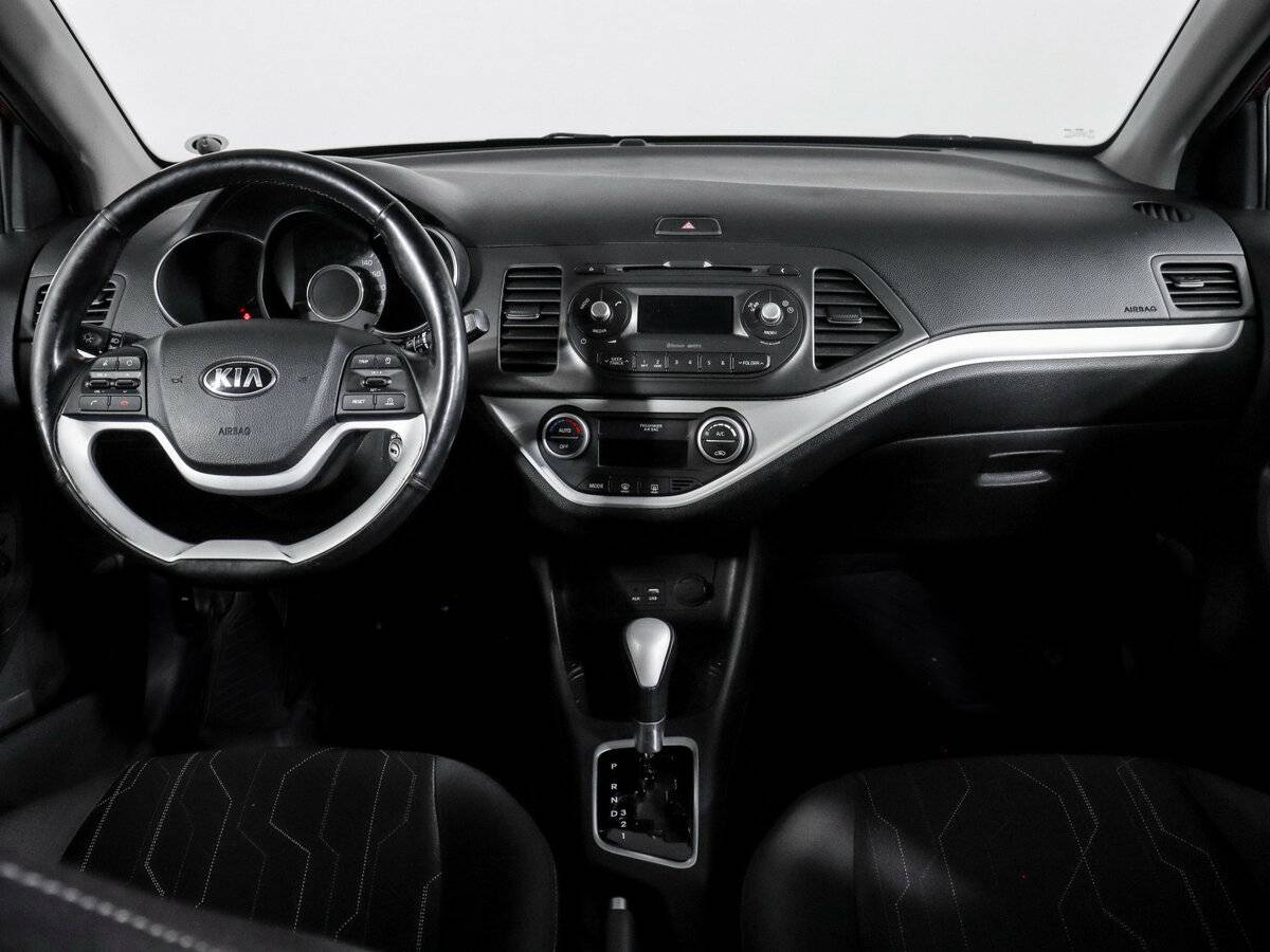Kia Picanto с пробегом — 2015 год. Фото: #9