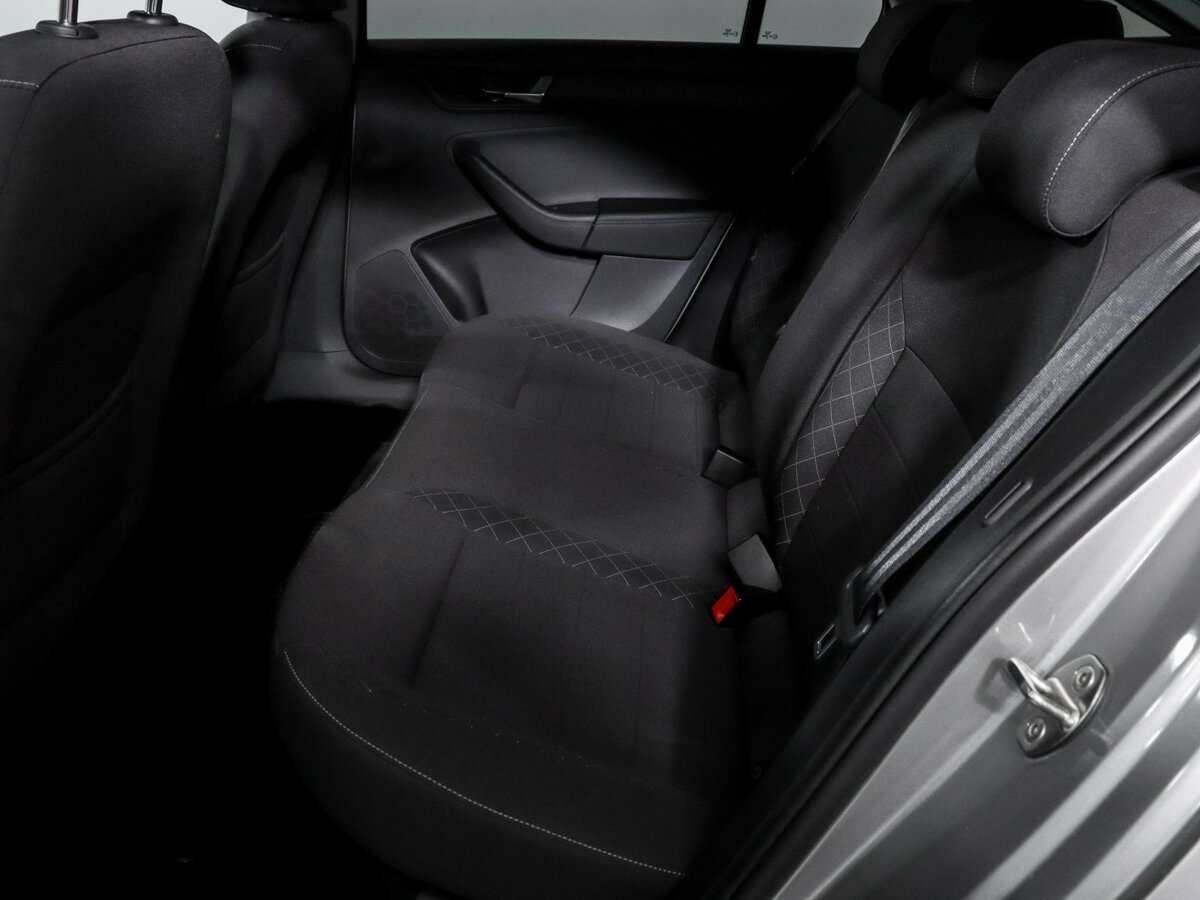 Skoda Rapid с пробегом — 2020 год. Фото: #7