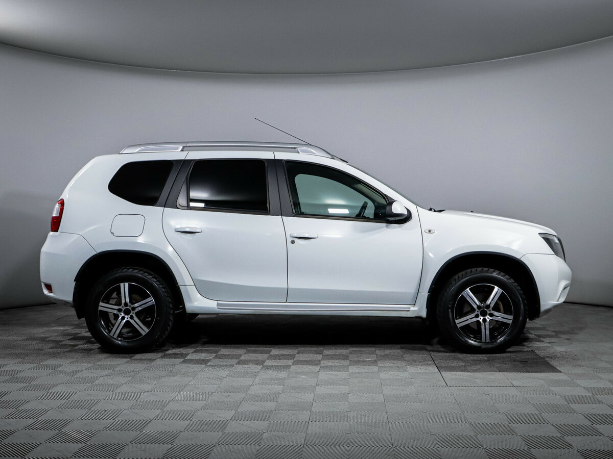 Nissan Terrano с пробегом — 2017 год. Фото: #3