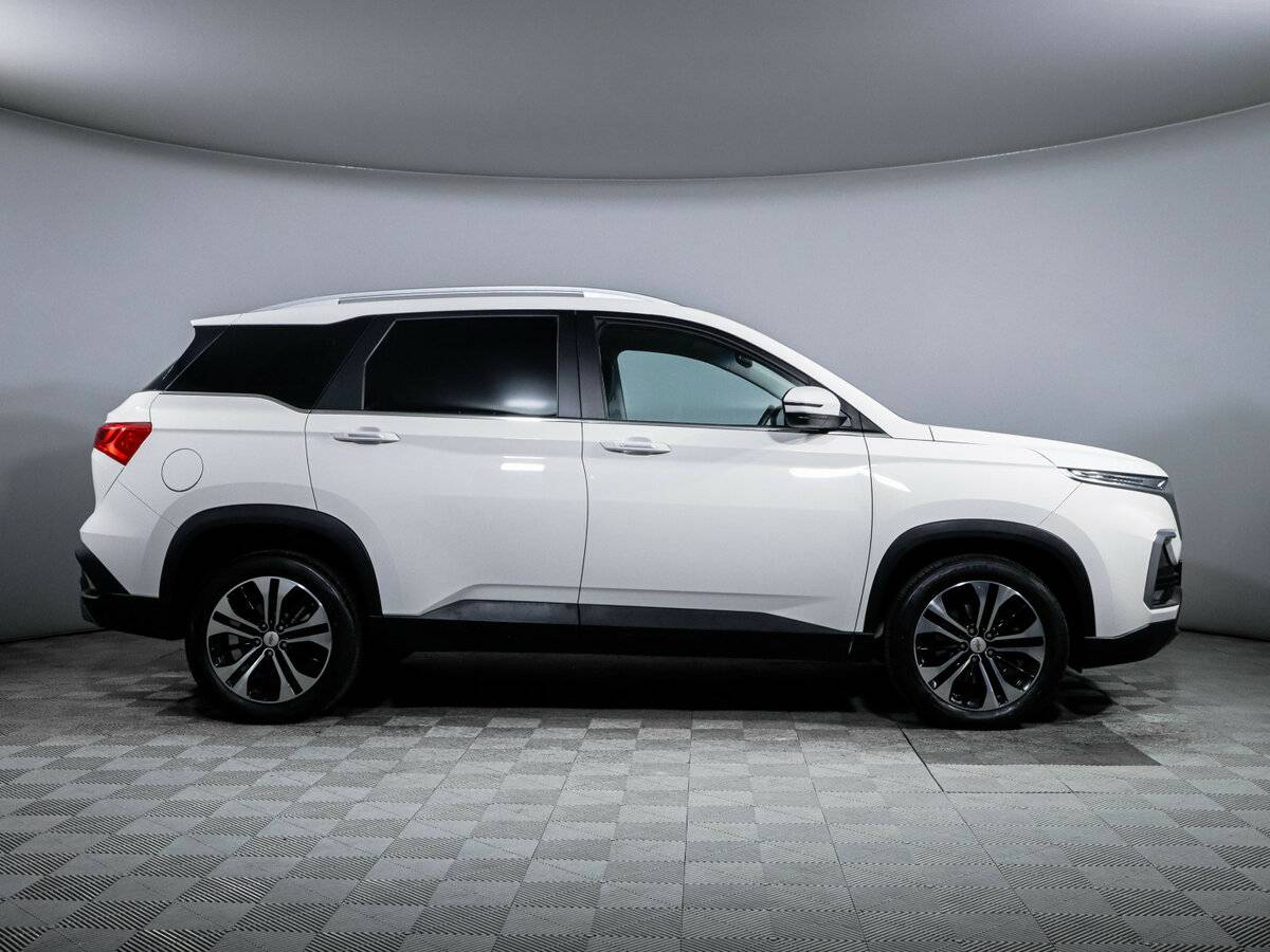 Chevrolet Captiva с пробегом — 2022 год. Фото: #3