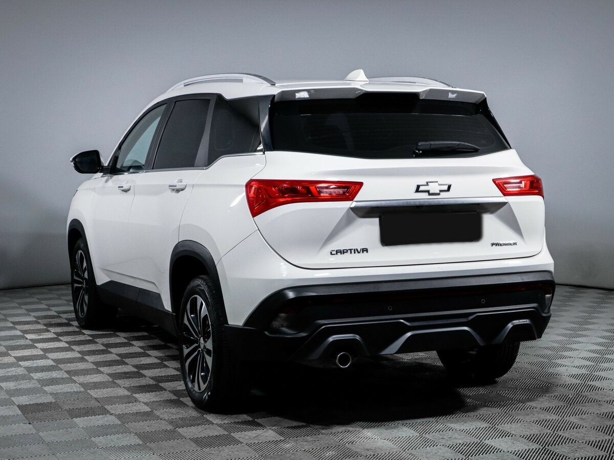 Chevrolet Captiva с пробегом — 2022 год. Фото: #6