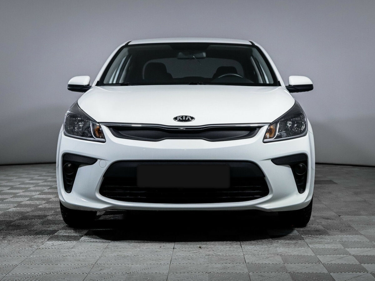 Kia Rio с пробегом — 2018 год. Фото: #1