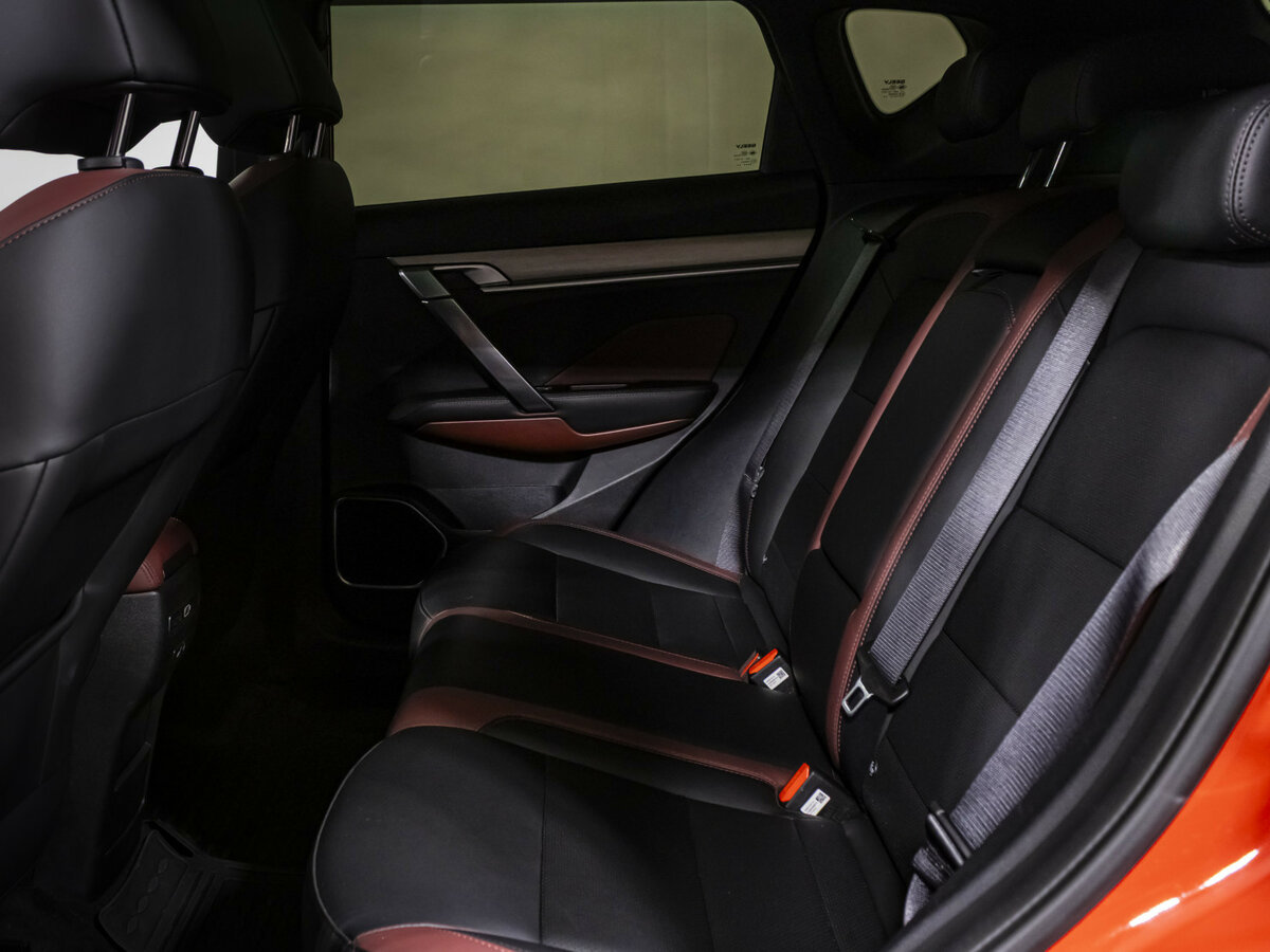 Geely Coolray с пробегом — 2022 год. Фото: #11