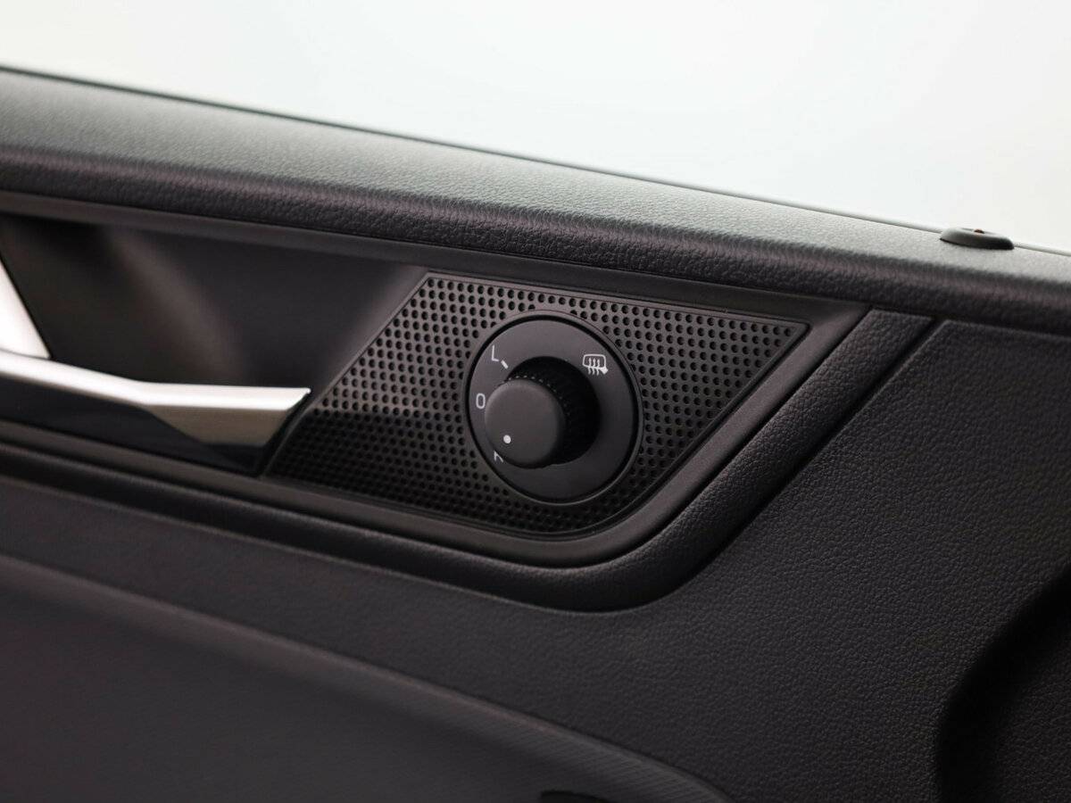 Skoda Rapid с пробегом — 2020 год. Фото: #11