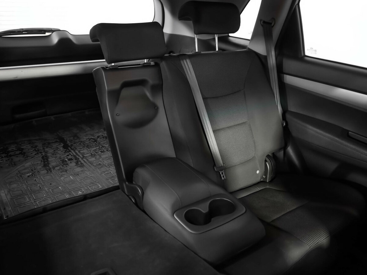 Kia Sorento с пробегом — 2013 год. Фото: #21