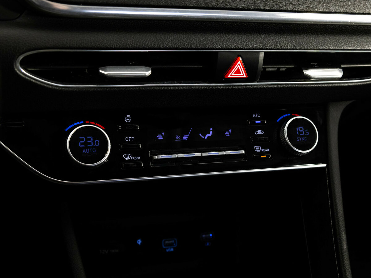 Hyundai Sonata с пробегом — 2020 год. Фото: #11