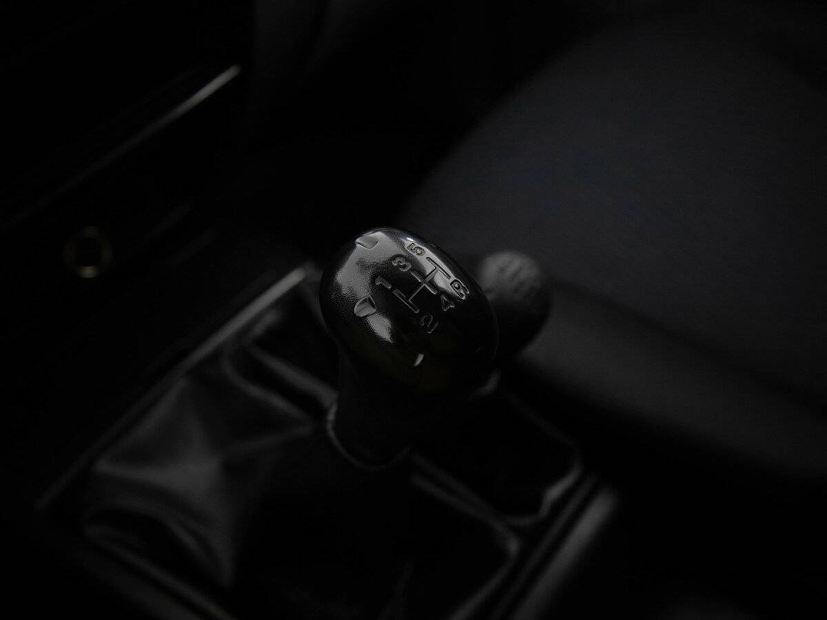 Mitsubishi Pajero Sport с пробегом — 2014 год. Фото: #11