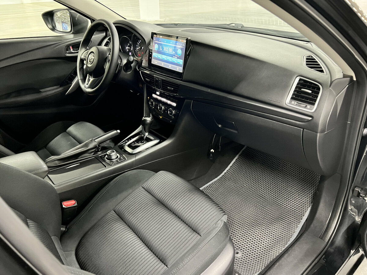 Mazda 6 с пробегом — 2013 год. Фото: #10