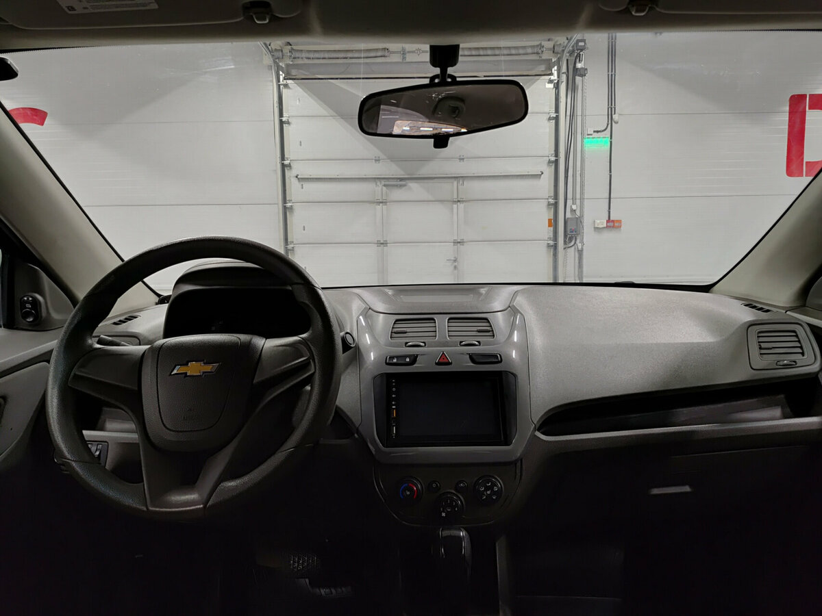 Chevrolet Cobalt с пробегом — 2013 год. Фото: #11